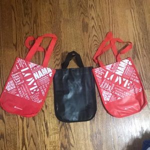 Lululemon small totes